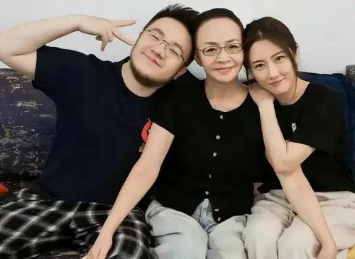 娱乐场所吃瓜爆料,揭秘明星幕后故事与幕后黑幕