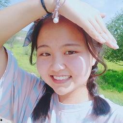 爱豆吃瓜娱乐酱是真的吗,爱豆吃瓜娱乐酱的真实性探究